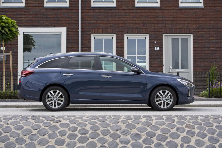  Hyundai i30 Wagon (PD) 2017 года  (WW) (фото 41 из 45)